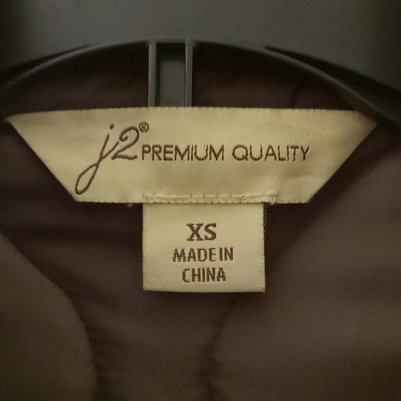 J2 Premium Quality Women's Jacket - Size XS - Picture 2 of 3